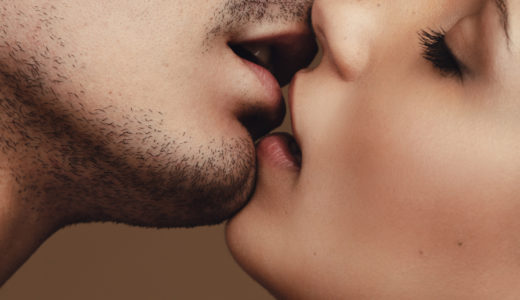 キスも不倫のうち？ずるずるとした関係にならないためのポイント！