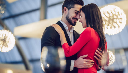 アラフォー女性におすすめの恋愛テクニック！成功のカギは大人の余裕！