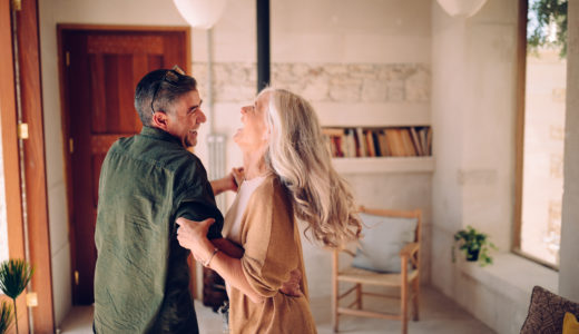 【弁護士監修】SNSや出会い系で不特定多数の男と婚外恋愛した妻と離婚したい