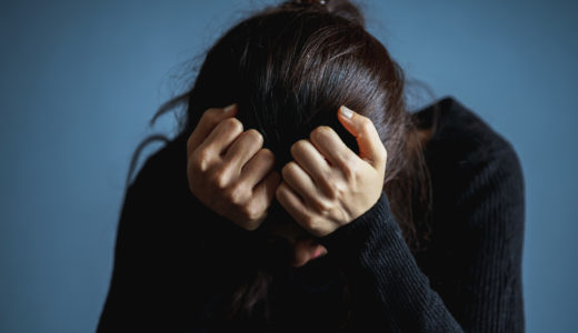 ドメスティックバイオレンス～私は彼と離婚ができるのか～